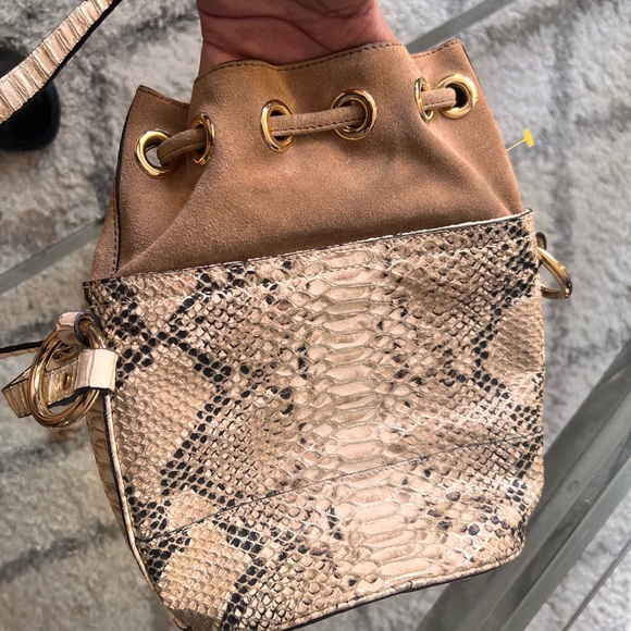 Banana Republic Goat Leather Bag - Picture 7 of 11